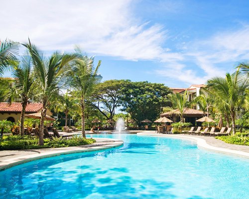 Breeze Private Residences Club