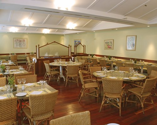 An indoor restaurant at Sauipe Resorts.