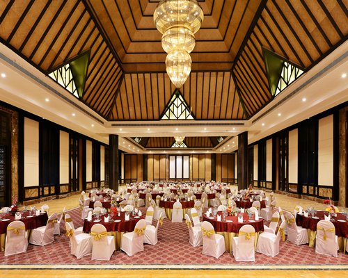 A large indoor fine dining area at The Ananta Udaipur hotel.
