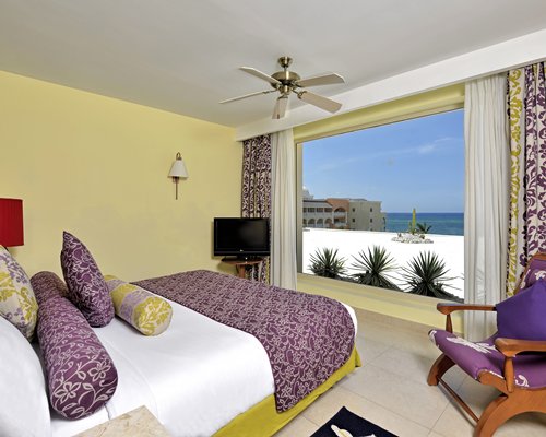 IBEROSTAR Rose Hall Suites