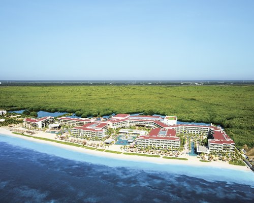 Breathless Riviera Cancun Resort & Spa by UVC