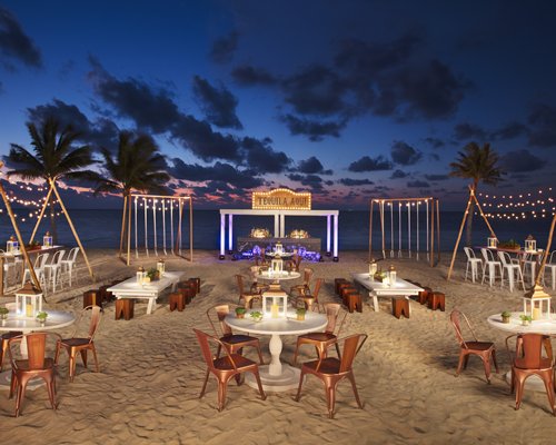 Breathless Riviera Cancun Resort &amp; Spa by UVC