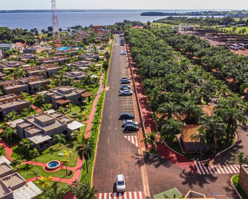 Arvoredo Resort em Grandes Lagos