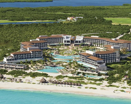 Dreams Playa Mujeres Golf & Spa Resort Image