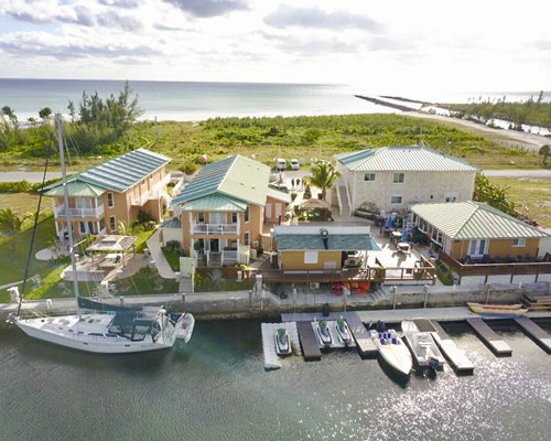 Seabreeze Vacation Villas & Marina