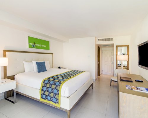 Sunscape Cove Montego Bay by UVC