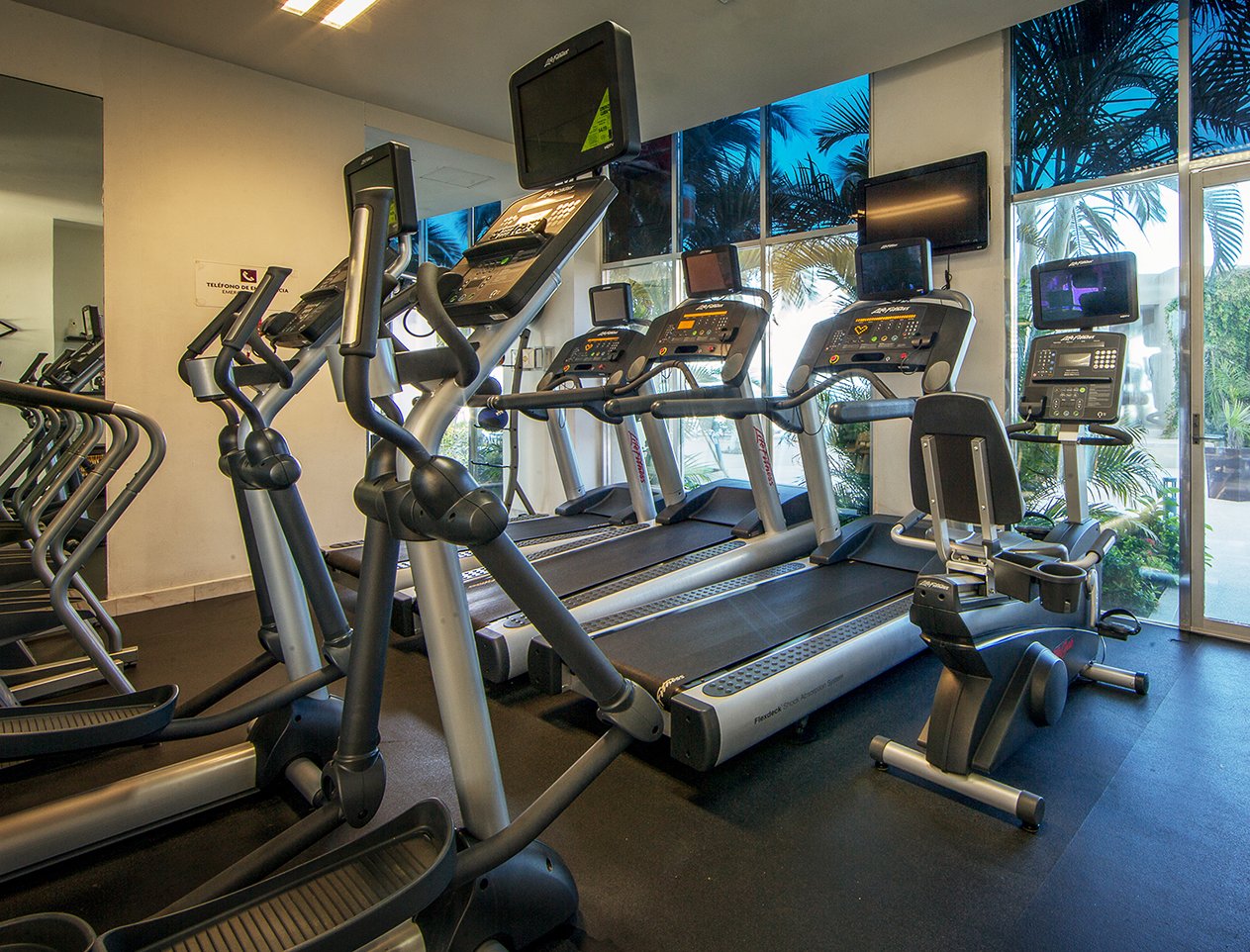 Park Royal Beach Resort Mazatlán by Royal Holiday