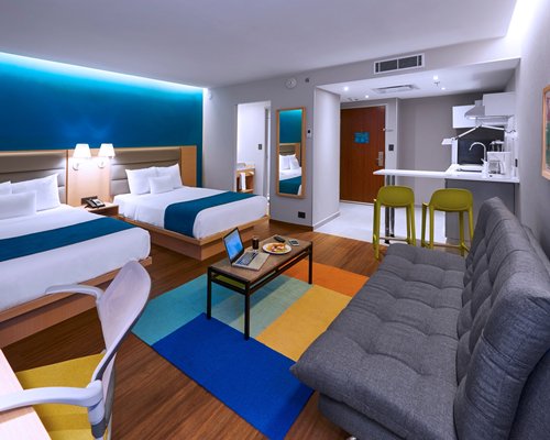 City Express Suites by Marriott Playa del Carmen