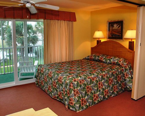 Sapphire Resorts @ Holiday Beach Resort-Destin