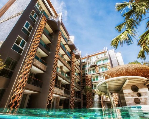 Emerald Terrace Condominium Resort Image