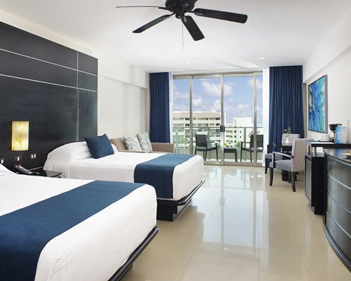 Seadust Cancun Family Resort