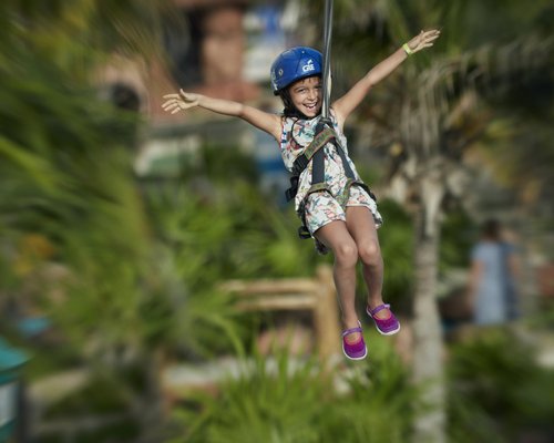Seadust Cancun Family Resort