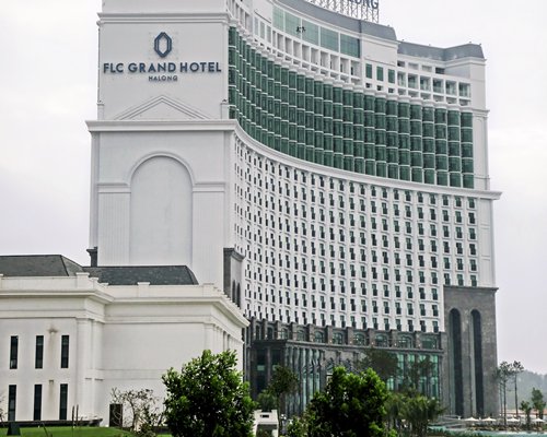 FLC Grand Hotel Ha Long Image