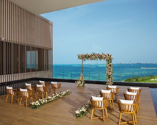 Dreams Vista Cancun Golf & Spa Resort