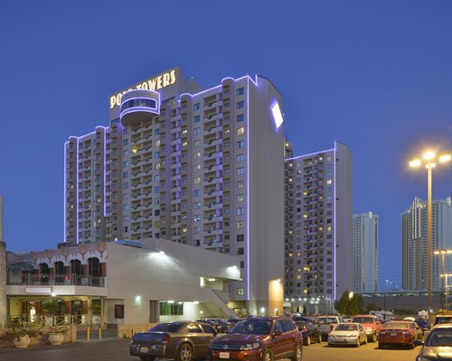 Polo Towers Suites, a Hilton Vacation Club Image