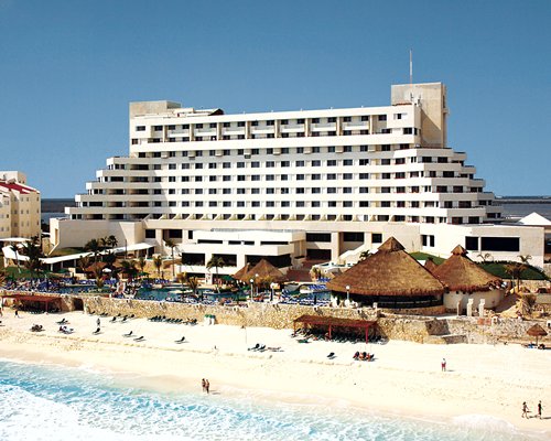 Club Solaris Cancún - 5 Nights - All Inclusive | Armed Forces Vacation Club