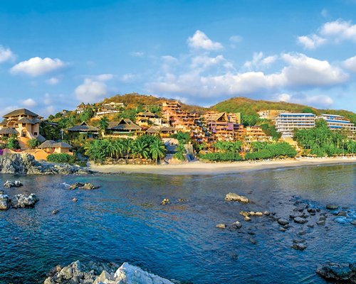 Embarc Zihuatanejo