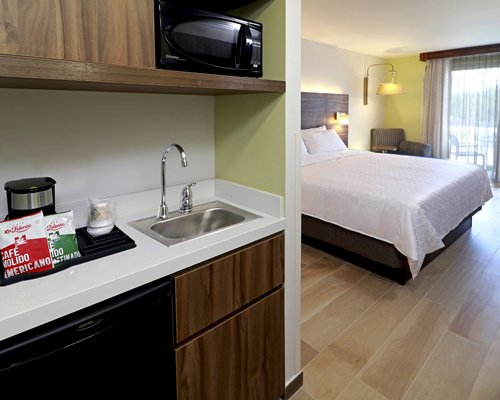 Holiday Inn Express & Suites Playa del Carmen