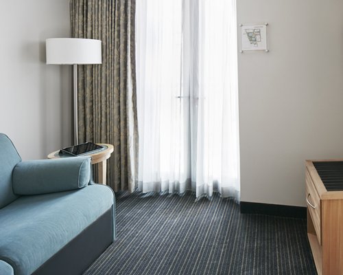 Rooms with window panels at Club Quarters Hotels