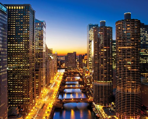 Wyndham Grand Chicago Riverfront - 3 Nights