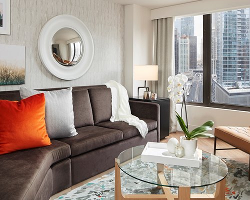 Chicago Magnificent Mile, a Hilton Grand Vacations Club