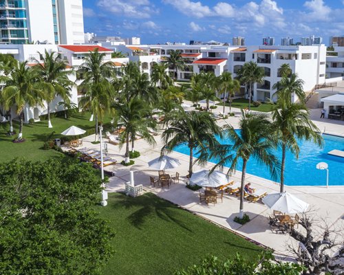 Beachscape Kin Ha Villas & Suites Cancún