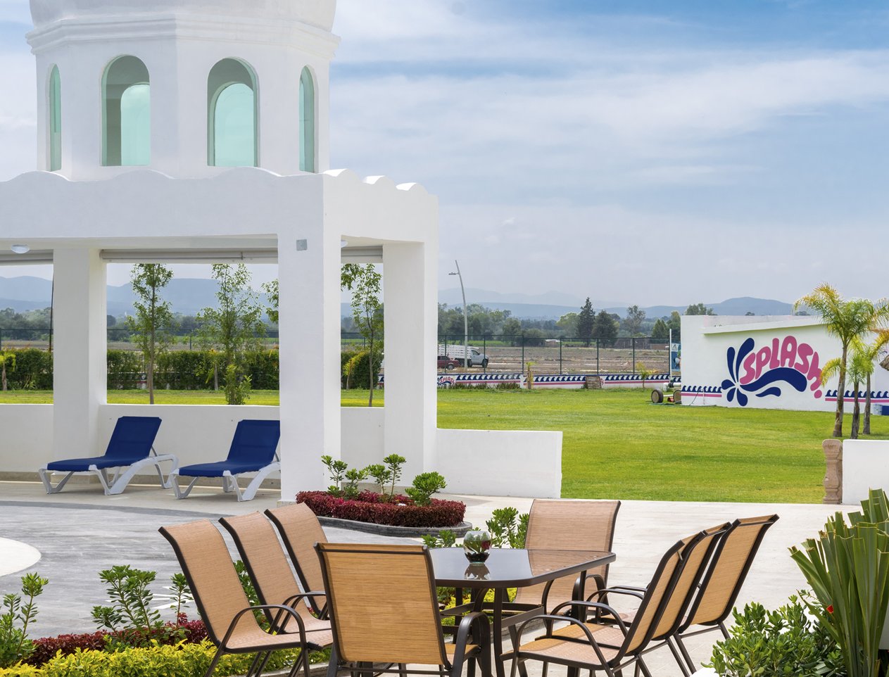 Splash Inn San Miguel | SkyTravelClub