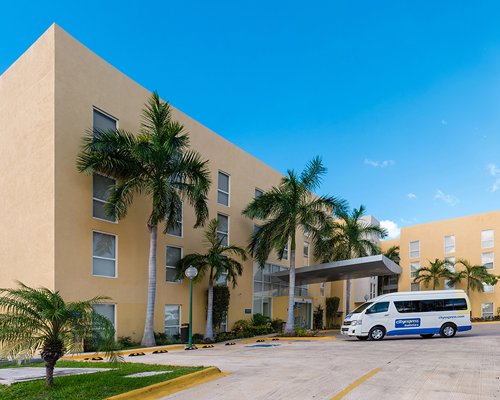 City Express by Marriott Campeche - 4 Nights