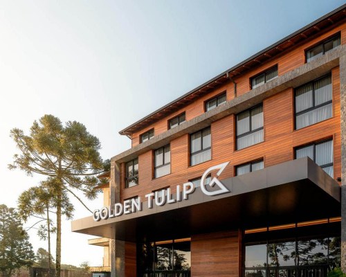 Golden Tulip Canela