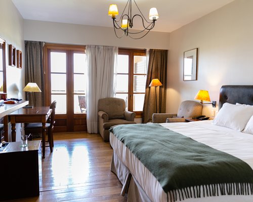 Wyndham Garden Lujan - 2 Nights