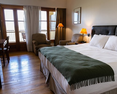 Wyndham Garden Lujan - 2 Nights