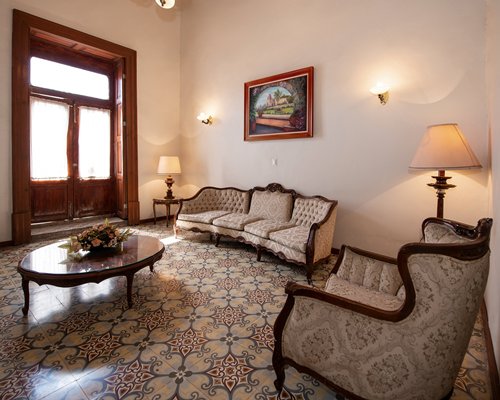 Hotel Señorial - 3 Nights