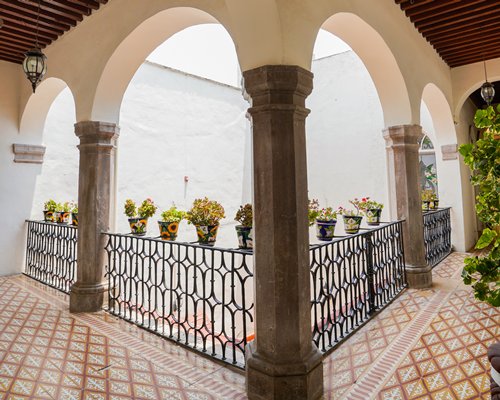 Hotel Señorial - 3 Nights