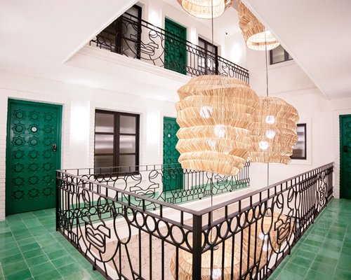 William Hotel - 3 Nights