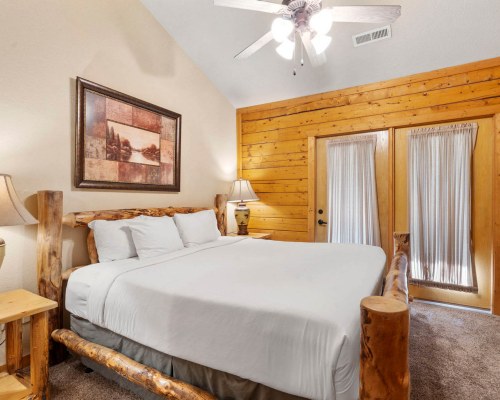 Cabins at Grand Mountain by Thousand Hills Vacations