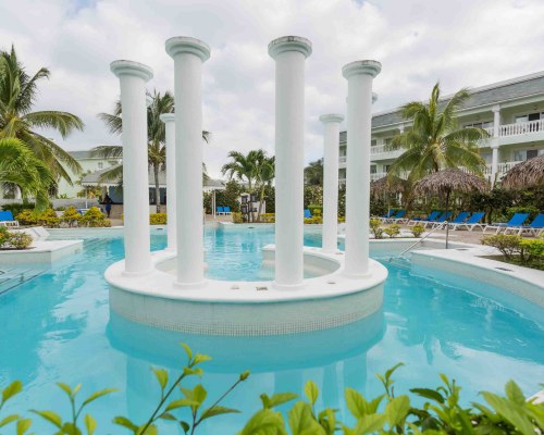 The Signature Level at Grand Palladium Lady Hamilton Resort & Spa