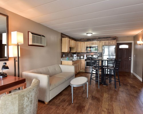 Delton Oaks Resort