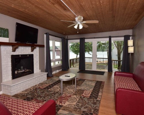 Delton Oaks Resort