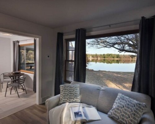 Delton Oaks Resort