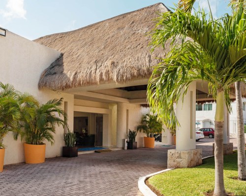 Laguna Suites - 4 Nights