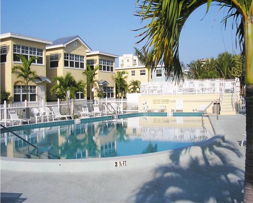 Barefoot Beach Resort