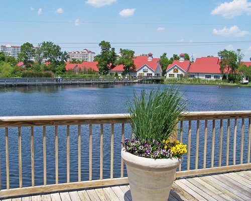 Barefoot Resort