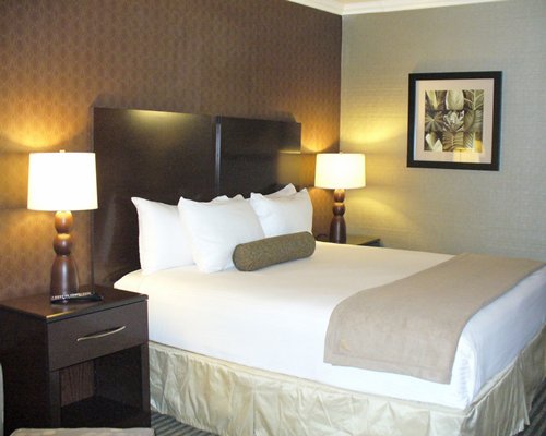 Best Western InnSuites Phoenix Biltmore Hotel & Suites