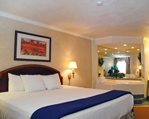 Best Western InnSuites Albuquerque Airport Hotel & Suites