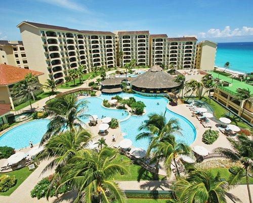 The Royal Mayan