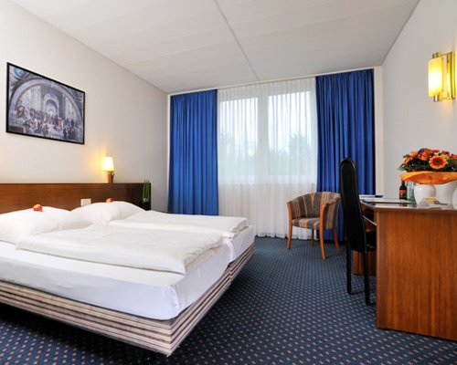 Quality Hotel Dresden-4 Nights