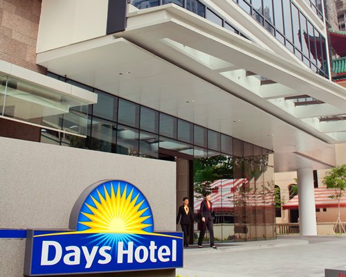 Days Hotel by Wyndham Singapore At Zhongshan Park - 3 Nights