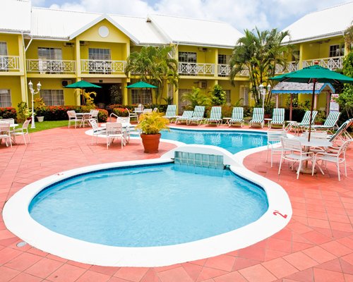 Bay Garden Hotel Image
