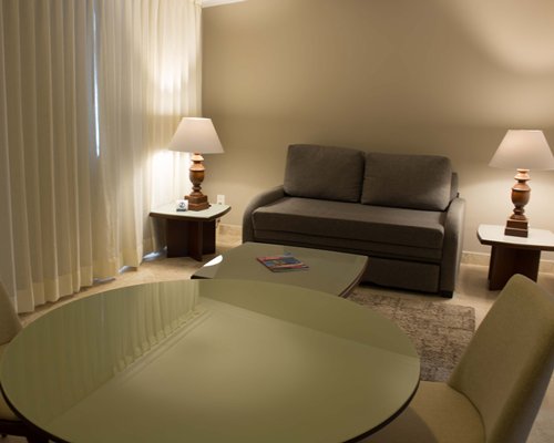 Guadalajara Plaza Express Lopez Mateos - 2 Nights