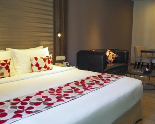 Ramada Suites By Wyndham KLCC - 4 Nights